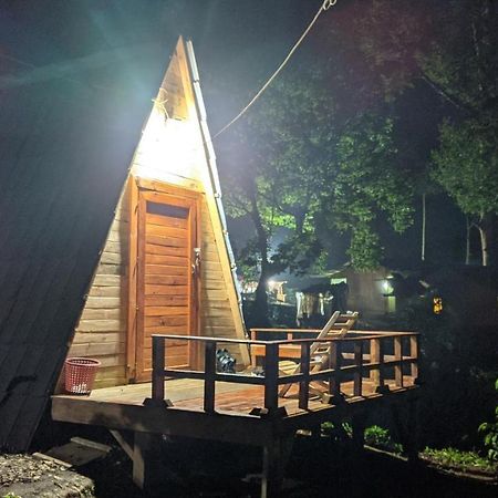Penginapan Segitiga 2 Bandung Exteriör bild