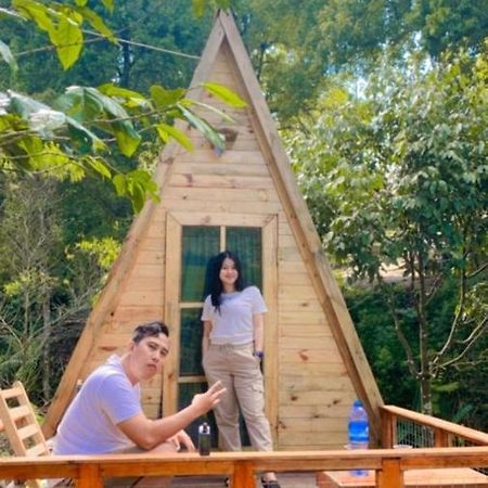 Penginapan Segitiga 2 Bandung Exteriör bild